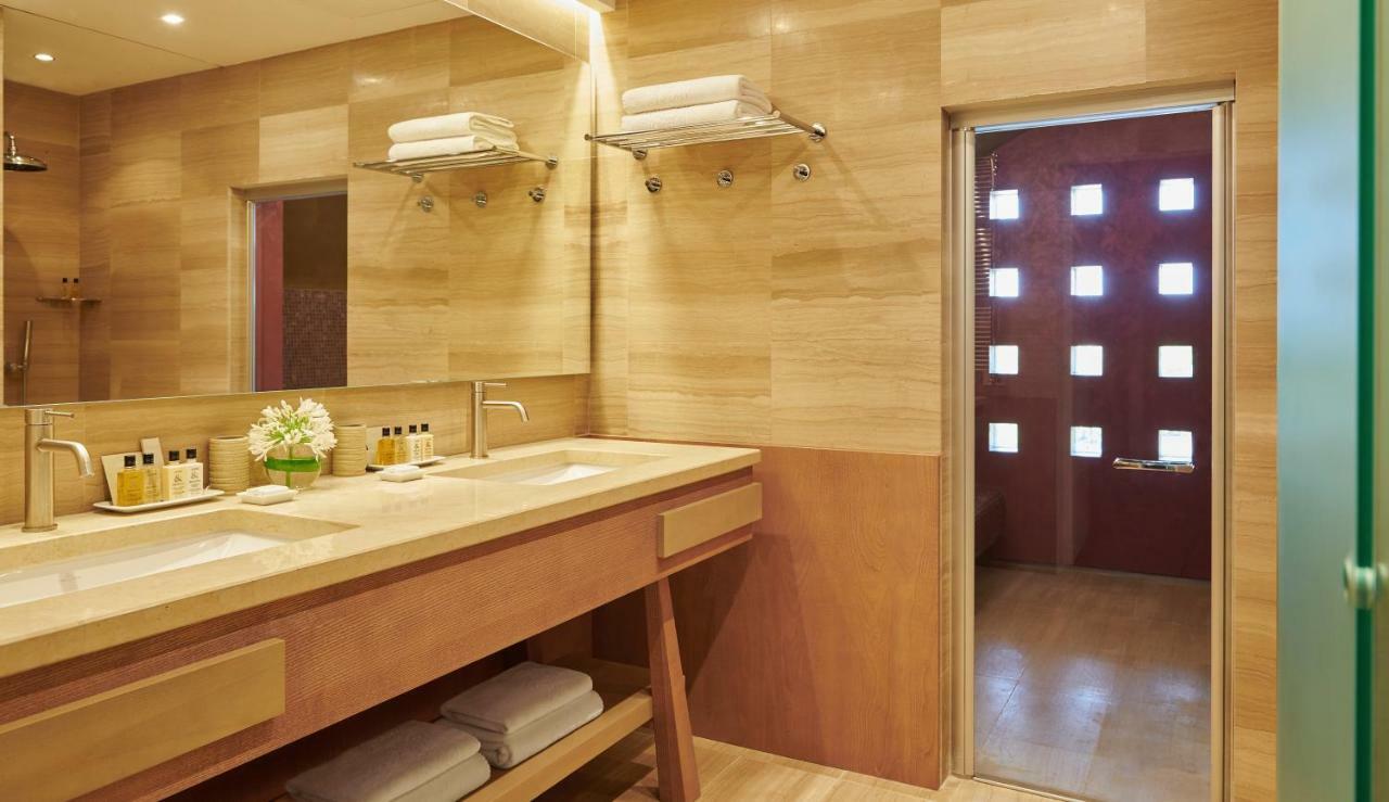Suite with hammam,909963481:JPEG
