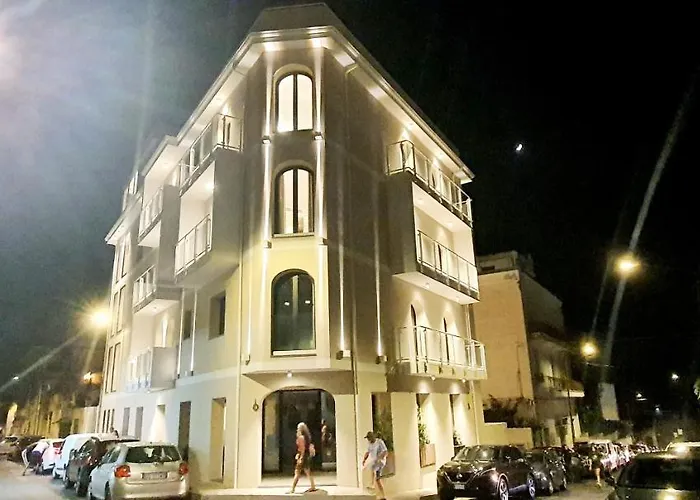 Solmaris Tropea City Center - Rooms & Suites - Private Parking